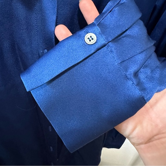 Ellie Tahari 100% silk button down shirt blouse - Picture 2 of 4